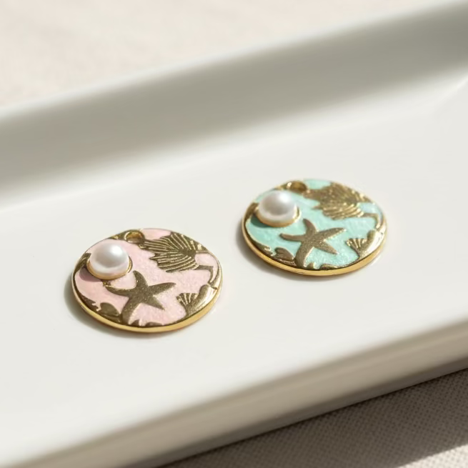 Tropical Pearl Charm